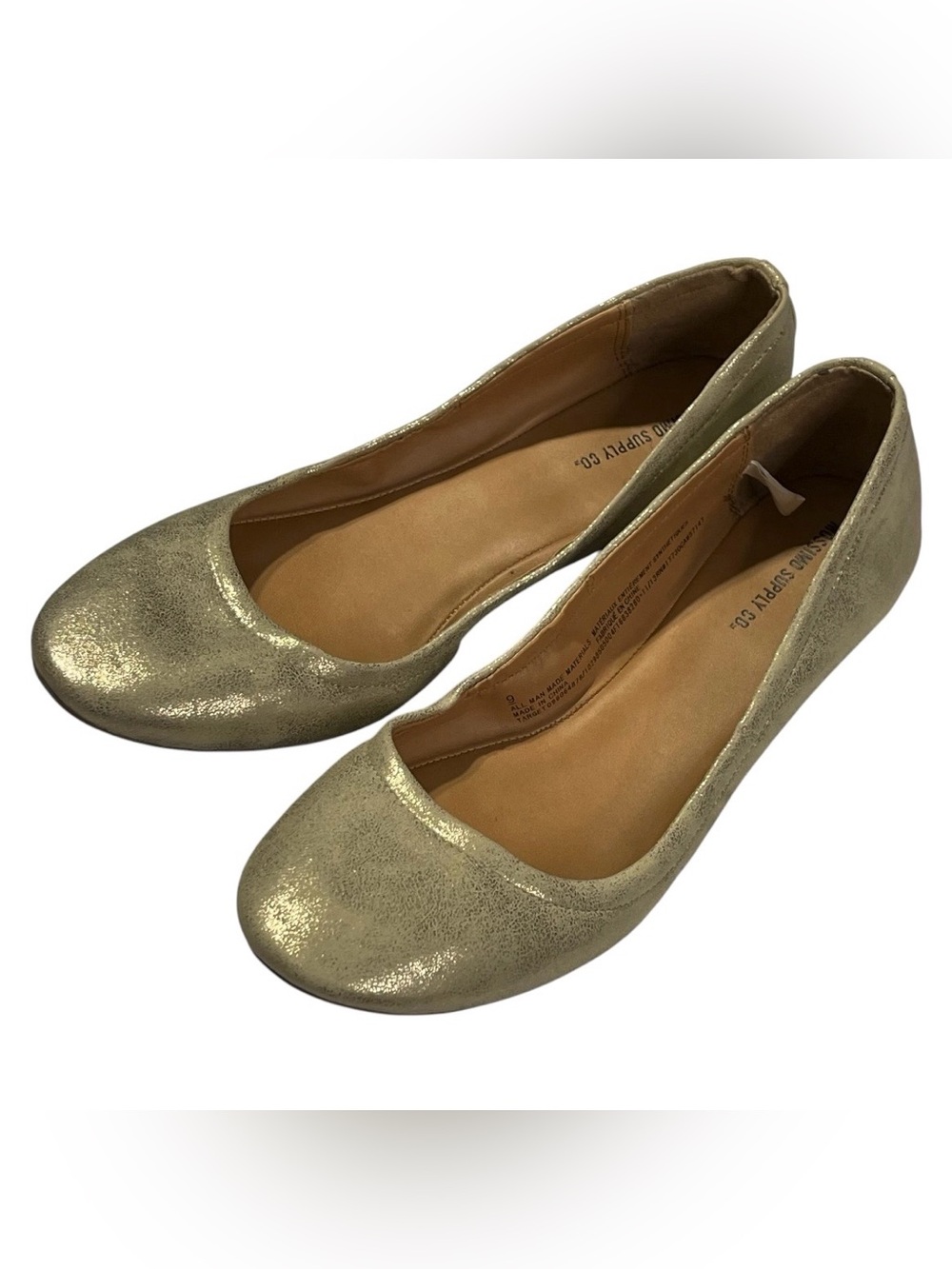Mossimo Supply Co Gold Foil Slip On Scrunch Ballet Flats - Women’s 9 - NEW